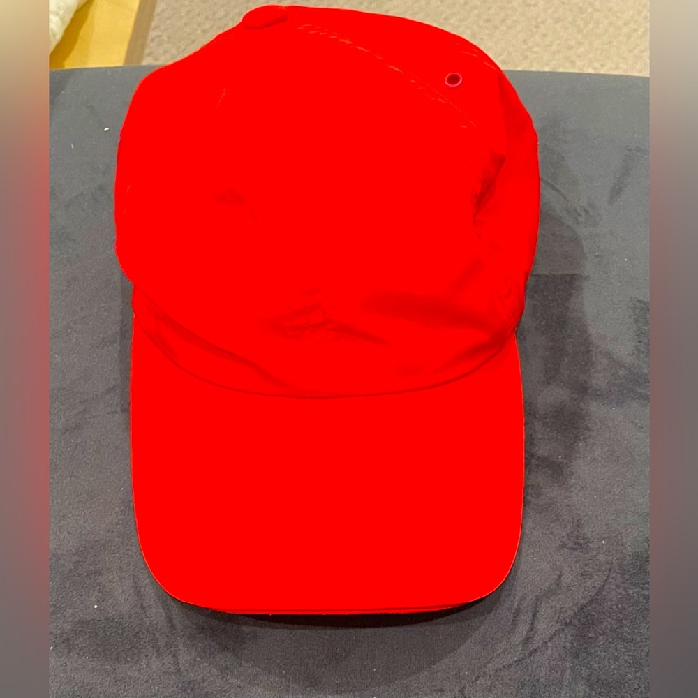 Hunter by Target red baseball hat with buckle in the back-NWOT